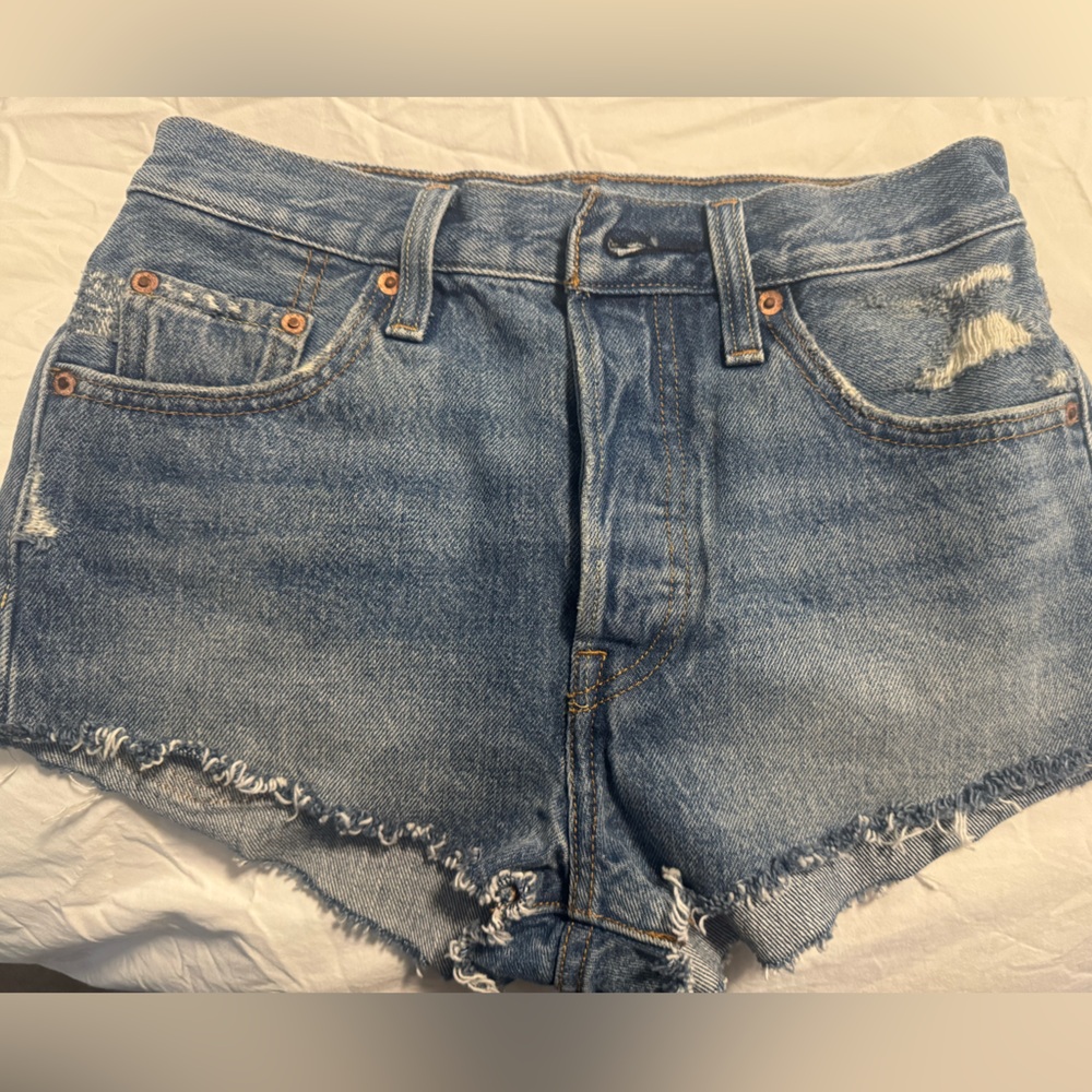 Levi's Light Blue Denim Jeans with Brown Patch